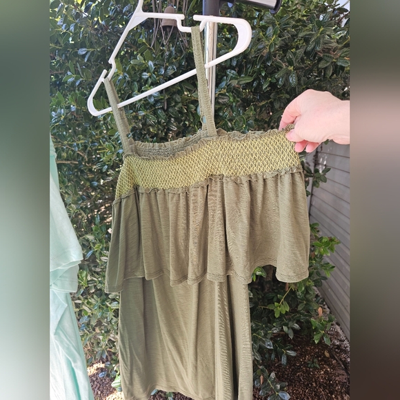 Ava & Viv Teal and Green‎ Blouses - Picture 3 of 11